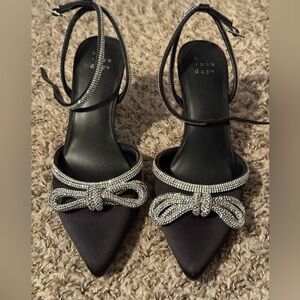 Women’s Carmine Bow Pumps with Memory Foam Insole